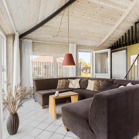 Cozy In With Wifi Holiday home